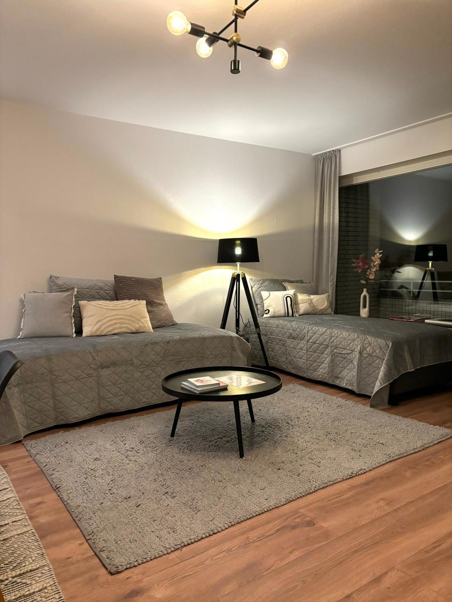 Apartment Mit Balkon - Netflix - Nahe Messe Duesseldorf Krefeld Exterior photo